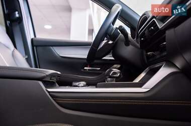Позашляховик / Кросовер Mazda CX-60 2023 в 