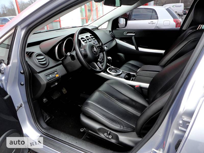 Позашляховик / Кросовер Mazda CX-7 2009 в Дніпрі