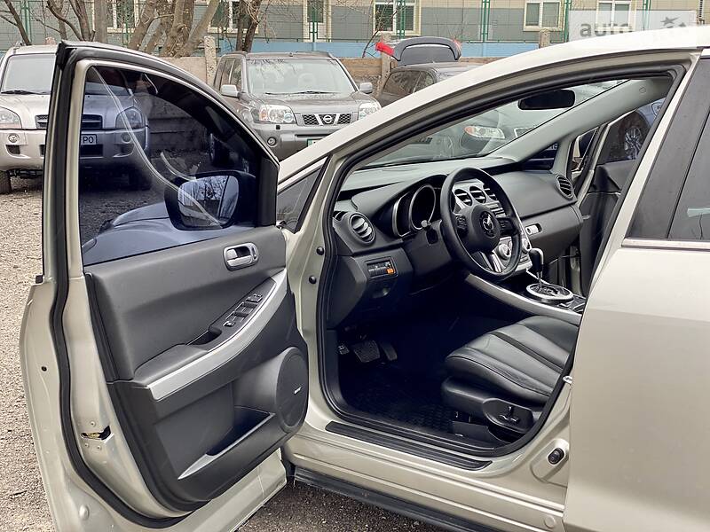 Позашляховик / Кросовер Mazda CX-7 2008 в Києві