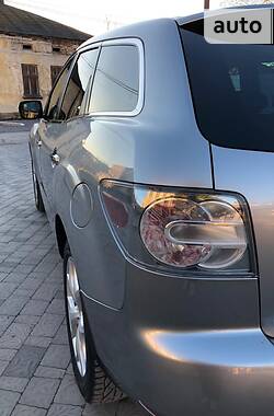 Позашляховик / Кросовер Mazda CX-7 2011 в 