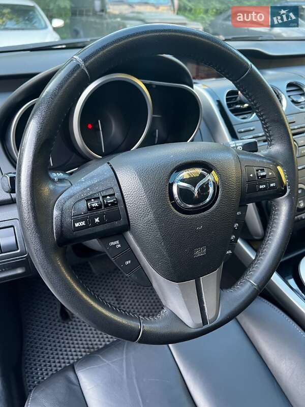 Внедорожник / Кроссовер Mazda CX-7 2011 в Киеве