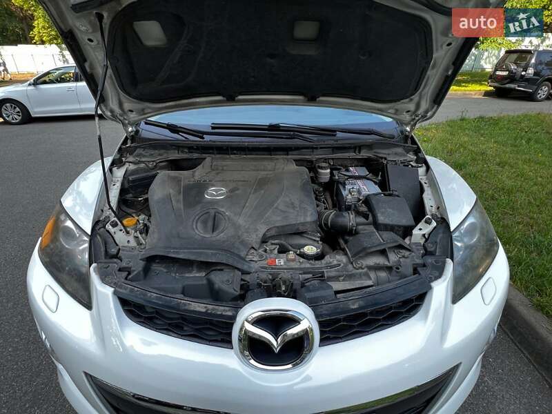 Внедорожник / Кроссовер Mazda CX-7 2011 в Киеве