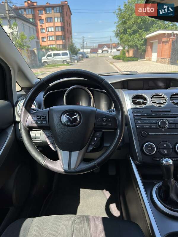 Позашляховик / Кросовер Mazda CX-7 2010 в Києві