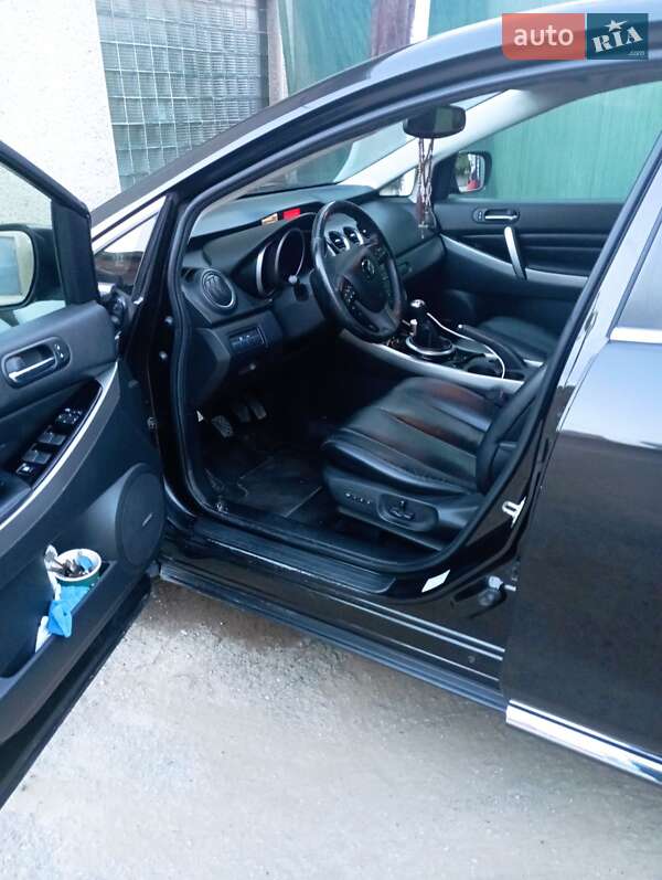 Позашляховик / Кросовер Mazda CX-7 2010 в Івано-Франківську