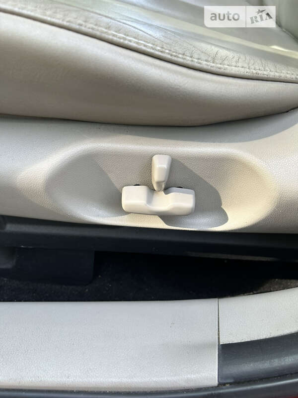 Позашляховик / Кросовер Mazda CX-7 2011 в Києві