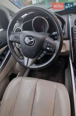 Позашляховик / Кросовер Mazda CX-7 2009 в Києві