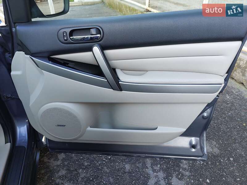 Внедорожник / Кроссовер Mazda CX-7 2010 в Ровно