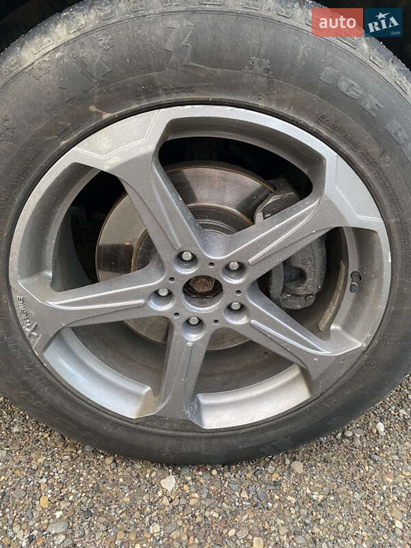 Позашляховик / Кросовер Mazda CX-7 2011 в Чернівцях