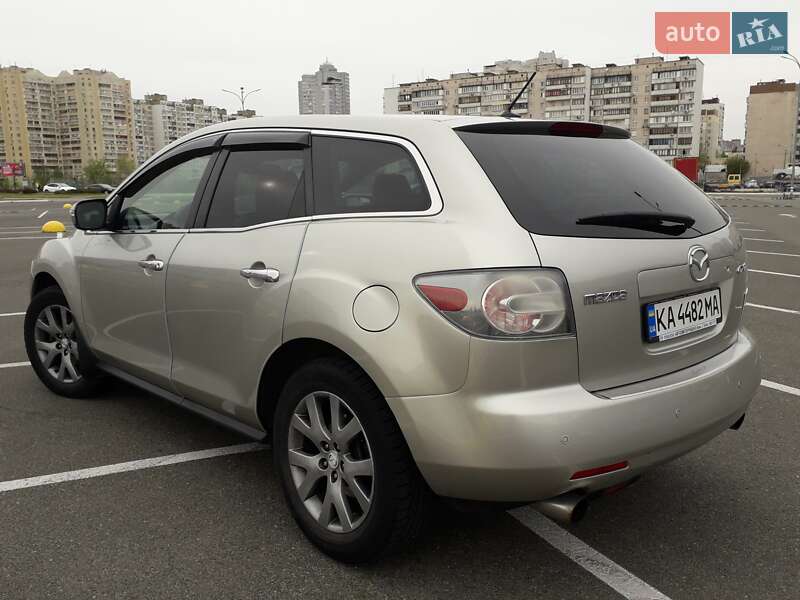 Позашляховик / Кросовер Mazda CX-7 2009 в Києві