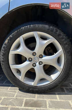 Внедорожник / Кроссовер Mazda CX-7 2011 в 