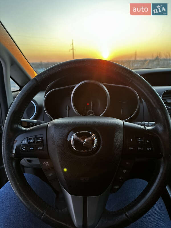 Позашляховик / Кросовер Mazda CX-7 2011 в Березному