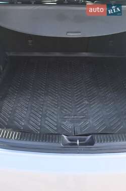 Внедорожник / Кроссовер Mazda CX-7 2010 в 