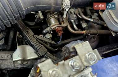 Внедорожник / Кроссовер Mazda CX-7 2011 в 