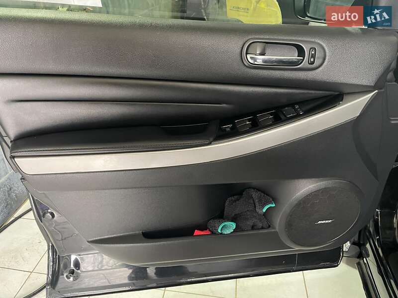 Позашляховик / Кросовер Mazda CX-7 2010 в Косові