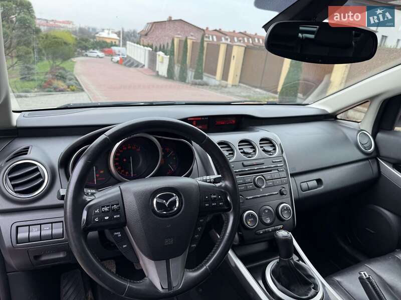 Внедорожник / Кроссовер Mazda CX-7 2010 в Черновцах