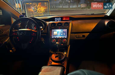 Позашляховик / Кросовер Mazda CX-7 2010 в 