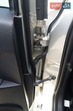 Позашляховик / Кросовер Mazda CX-7 2007 в 