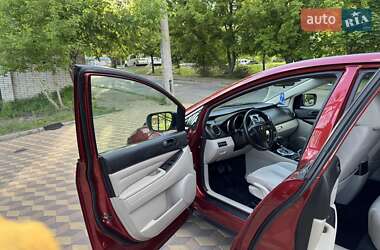 Позашляховик / Кросовер Mazda CX-7 2010 в 