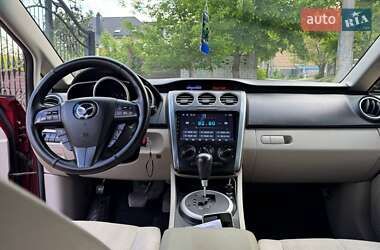 Позашляховик / Кросовер Mazda CX-7 2010 в 