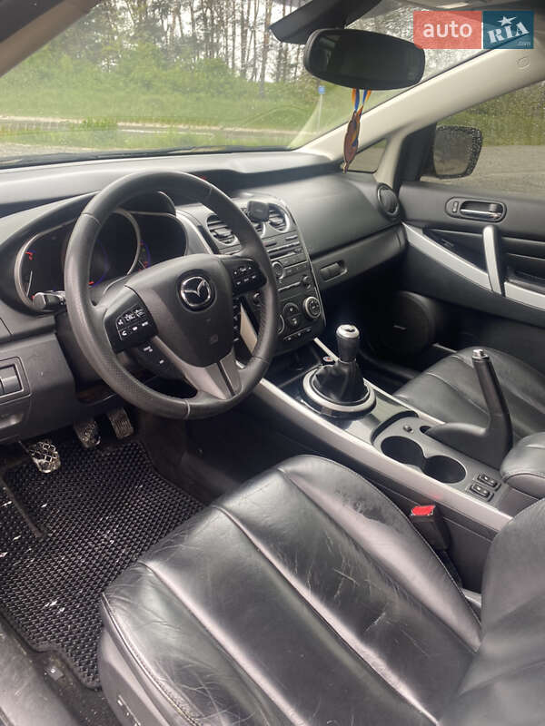 Позашляховик / Кросовер Mazda CX-7 2009 в Миколаєві