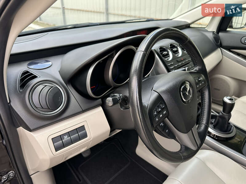 Внедорожник / Кроссовер Mazda CX-7 2011 в Луцке