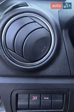 Внедорожник / Кроссовер Mazda CX-7 2012 в 