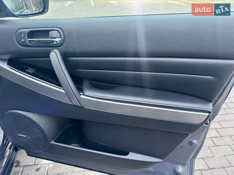 Позашляховик / Кросовер Mazda CX-7 2010 в Києві