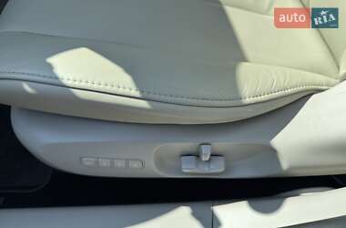 Внедорожник / Кроссовер Mazda CX-7 2011 в 