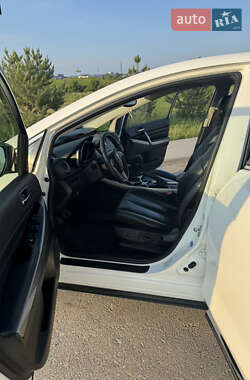 Внедорожник / Кроссовер Mazda CX-7 2010 в 
