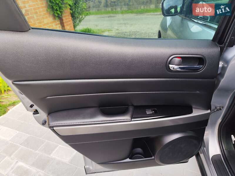 Позашляховик / Кросовер Mazda CX-7 2010 в Луцьку