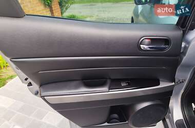 Позашляховик / Кросовер Mazda CX-7 2010 в 