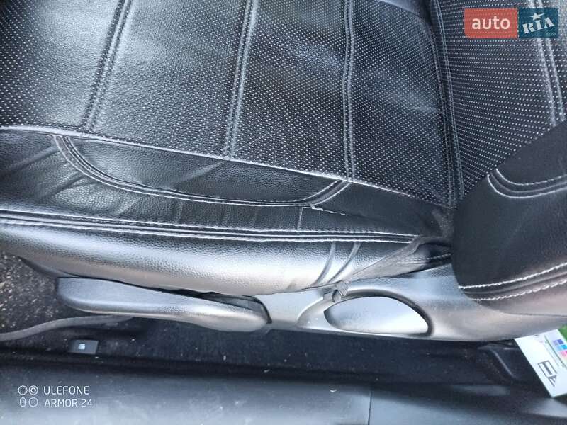 Позашляховик / Кросовер Mazda CX-7 2010 в Чернігові