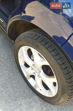 Позашляховик / Кросовер Mazda CX-7 2010 в 