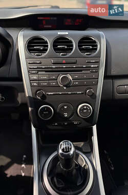 Позашляховик / Кросовер Mazda CX-7 2010 в 