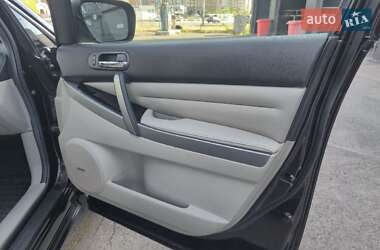 Позашляховик / Кросовер Mazda CX-7 2010 в 