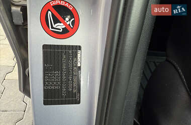 Позашляховик / Кросовер Mazda CX-7 2007 в 