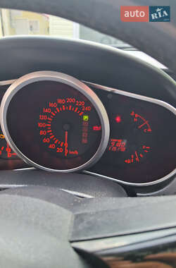 Внедорожник / Кроссовер Mazda CX-7 2009 в 