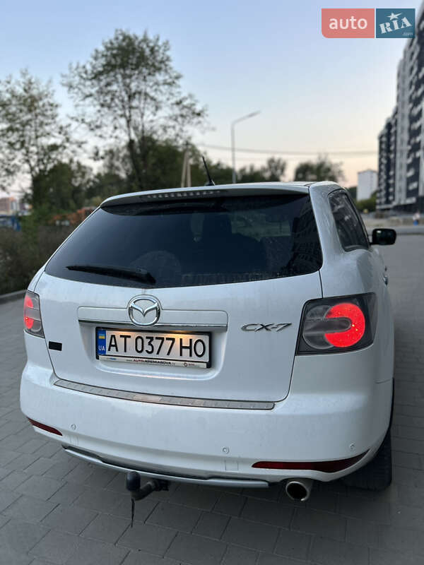Позашляховик / Кросовер Mazda CX-7 2010 в Івано-Франківську