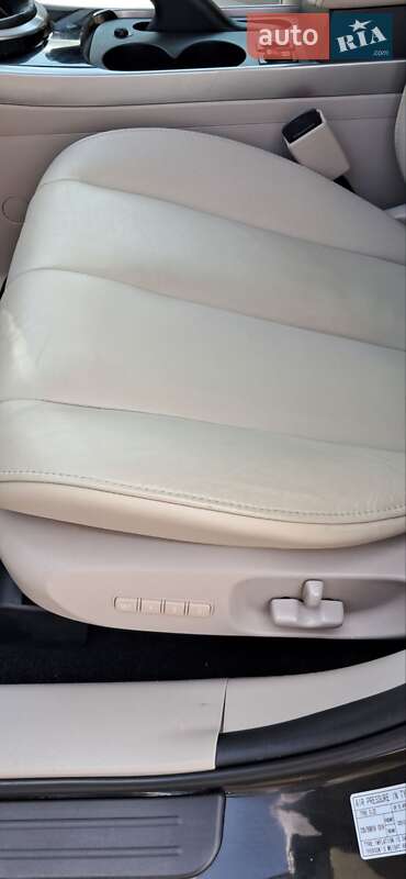 Позашляховик / Кросовер Mazda CX-7 2012 в Нововолинську