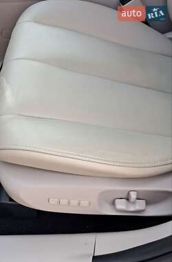 Внедорожник / Кроссовер Mazda CX-7 2012 в 