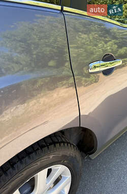 Позашляховик / Кросовер Mazda CX-7 2006 в 