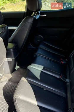 Позашляховик / Кросовер Mazda CX-7 2006 в 