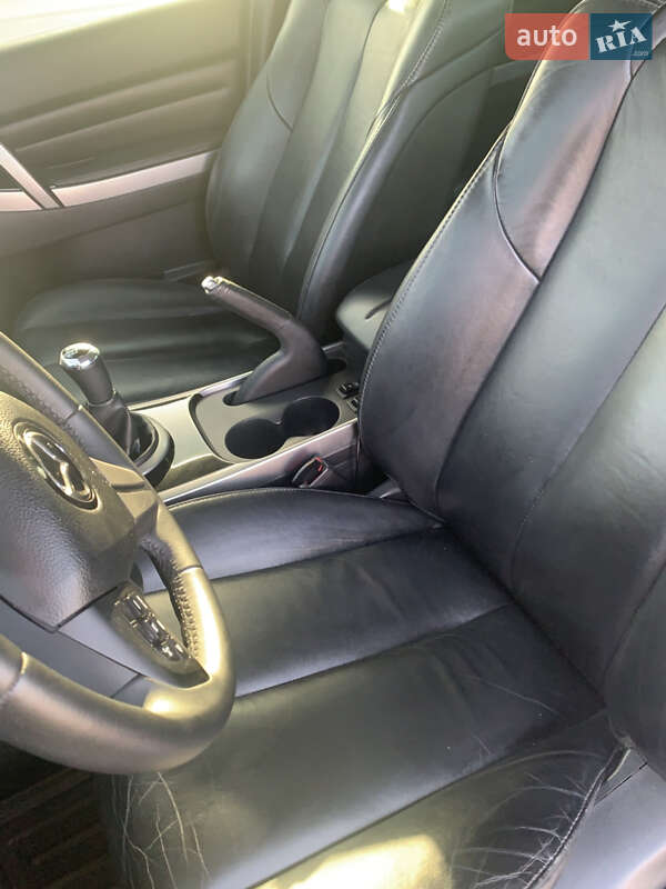 Позашляховик / Кросовер Mazda CX-7 2011 в Луцьку