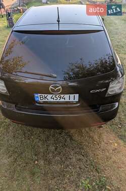 Позашляховик / Кросовер Mazda CX-7 2010 в 
