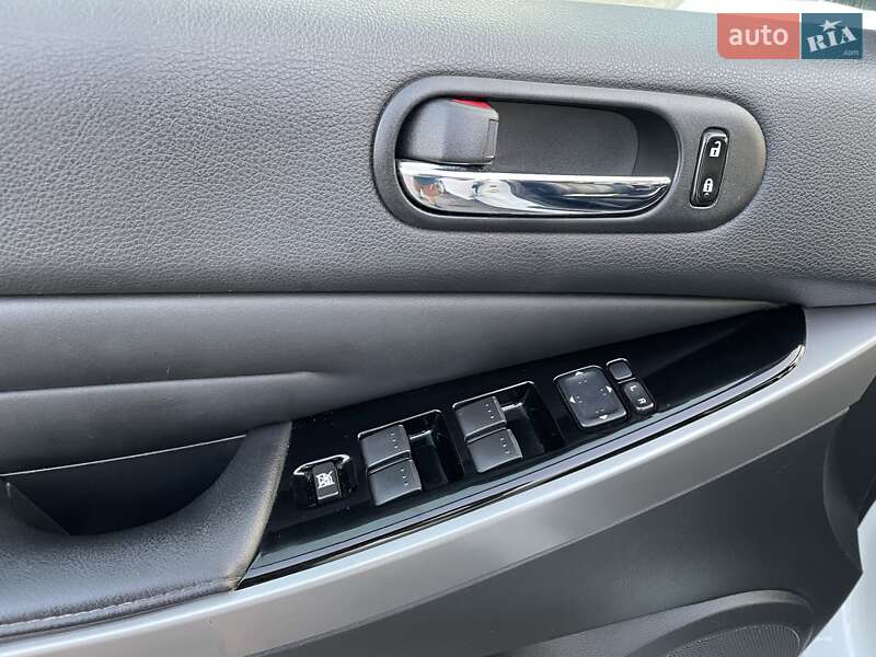 Внедорожник / Кроссовер Mazda CX-7 2011 в Киеве