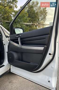 Внедорожник / Кроссовер Mazda CX-7 2011 в 