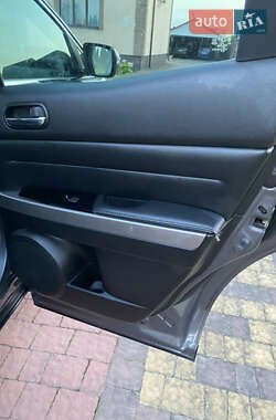 Внедорожник / Кроссовер Mazda CX-7 2010 в 