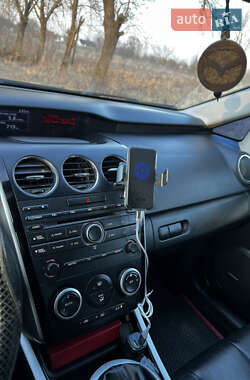 Позашляховик / Кросовер Mazda CX-7 2009 в 