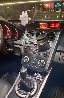 Позашляховик / Кросовер Mazda CX-7 2010 в 