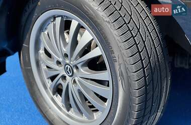 Позашляховик / Кросовер Mazda CX-7 2007 в 